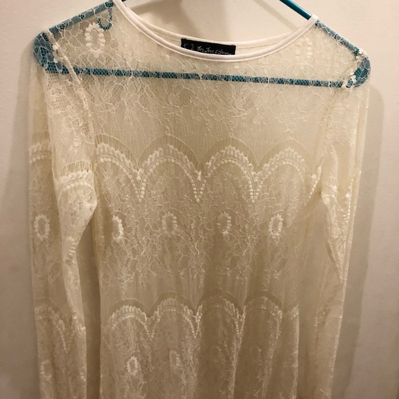 White lace dress - Picture 2 of 8